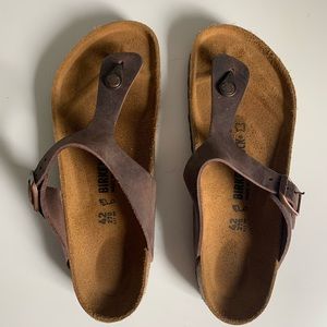 Birkenstock Gizeh Like New